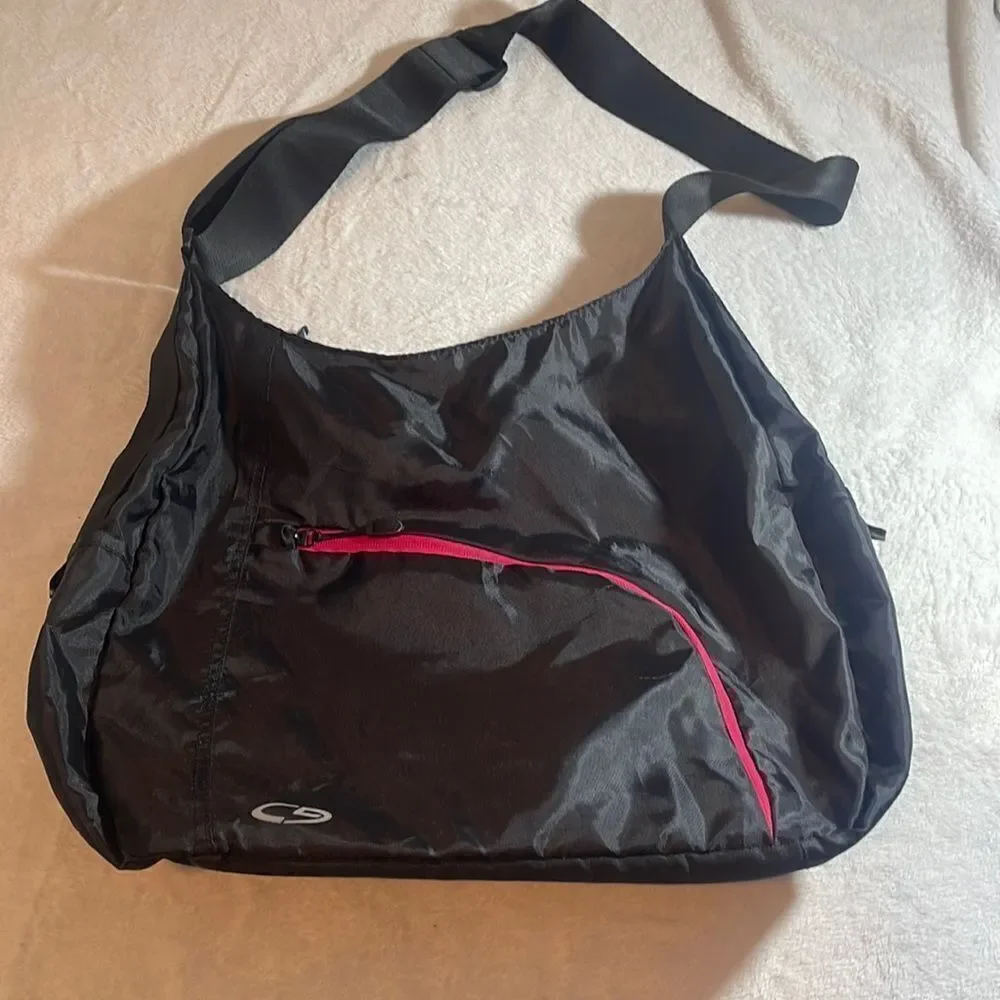 Crossbody travel bag